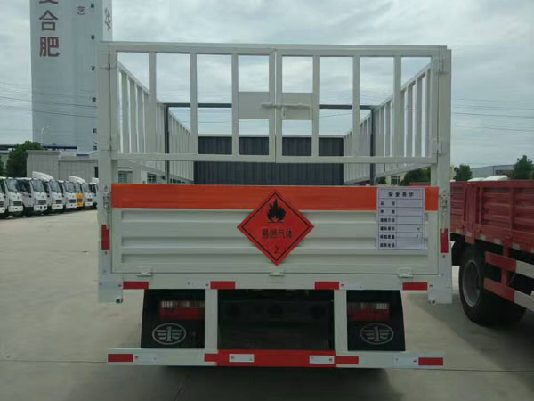 解放4.1米(藍牌)氣瓶車