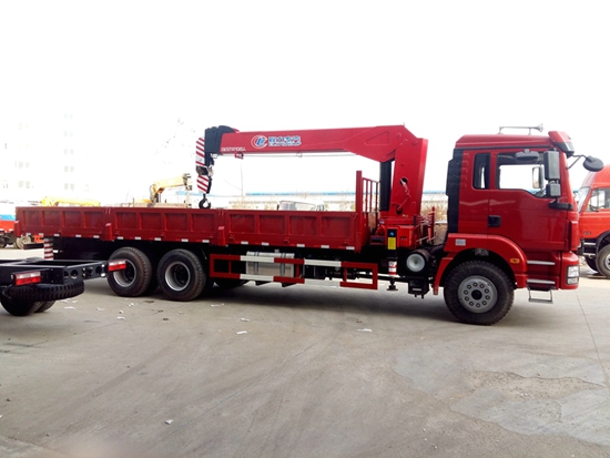 陜汽后雙橋12T隨車吊