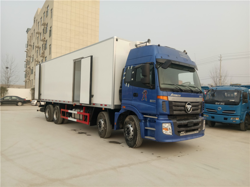 福田歐曼ETX前四后八 9.6米冷藏車(chē)