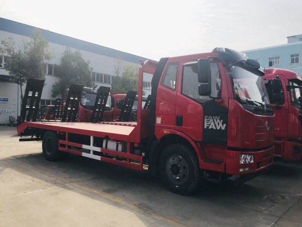 【國(guó)六】解放J6單橋平板車