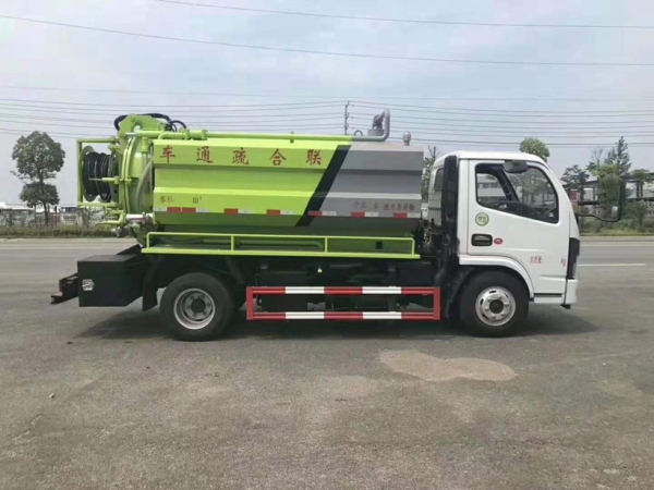 東風國六多利卡D6清洗吸污車