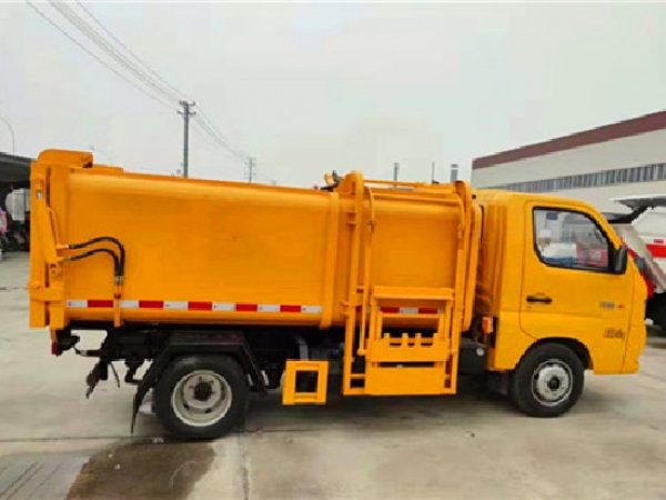 福田國(guó)六3方自裝卸(掛桶)式垃圾車(chē)