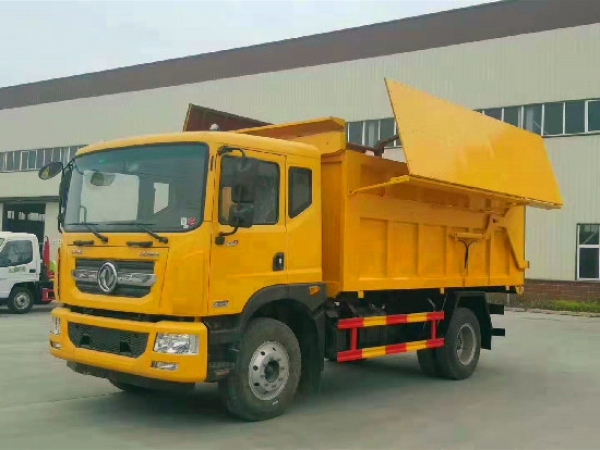 程力威牌CLW5180ZDJ6型壓縮式對(duì)接垃圾車(chē)