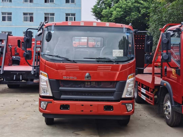 國六豪沃藍(lán)牌平板運(yùn)輸車