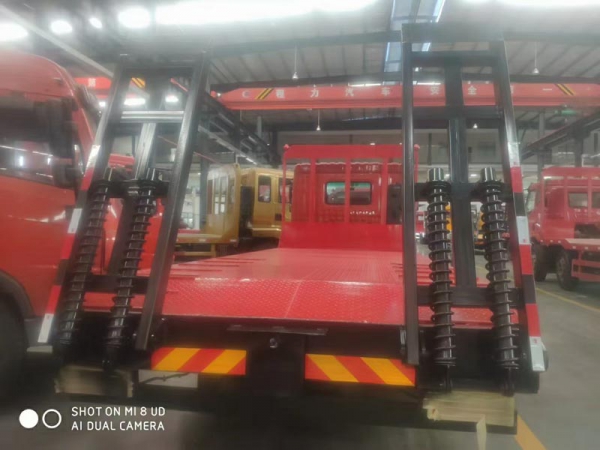 (國六)湖北大運(yùn)G6黃牌平板車