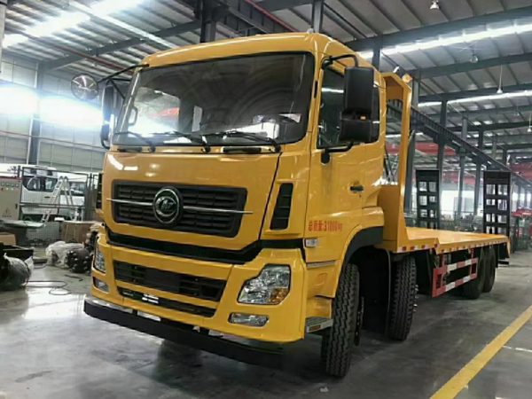 程力前四后八平板拖車(chē)