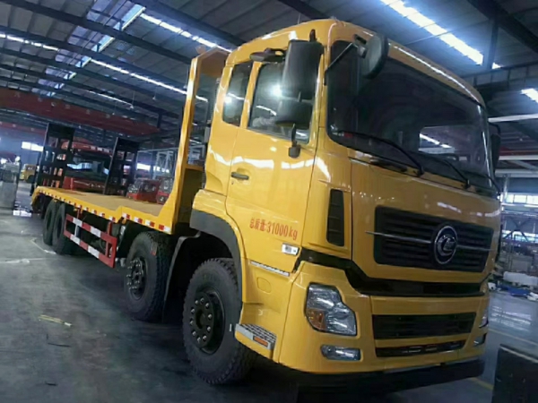 程力前四后八平板拖車(chē)