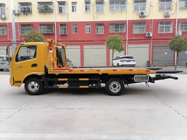 國六奧馳藍(lán)牌清障車