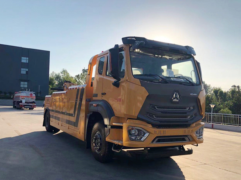 國六重汽豪瀚13噸拖吊聯體清障車