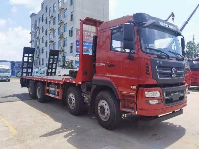 陜汽德龍前四后八平板運(yùn)輸車(chē)