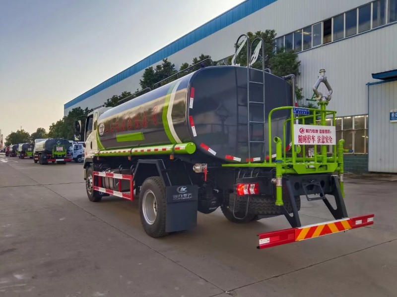 陜汽X9灑水車(chē)15噸30米噴霧